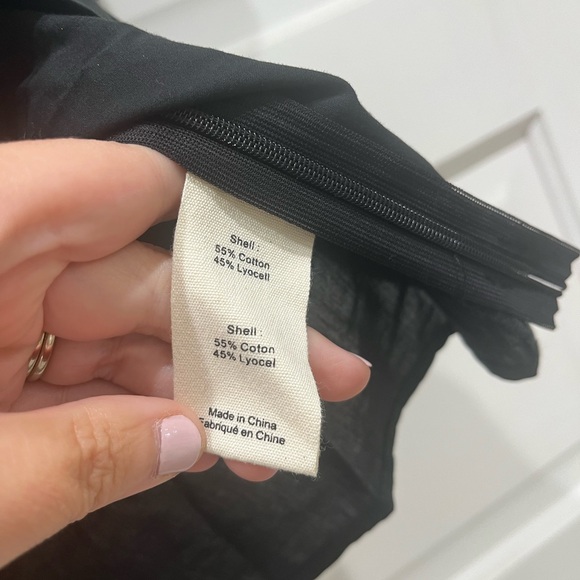 L’AGENCE Gemini Top black. Size Large. New with tags! - Picture 9 of 10